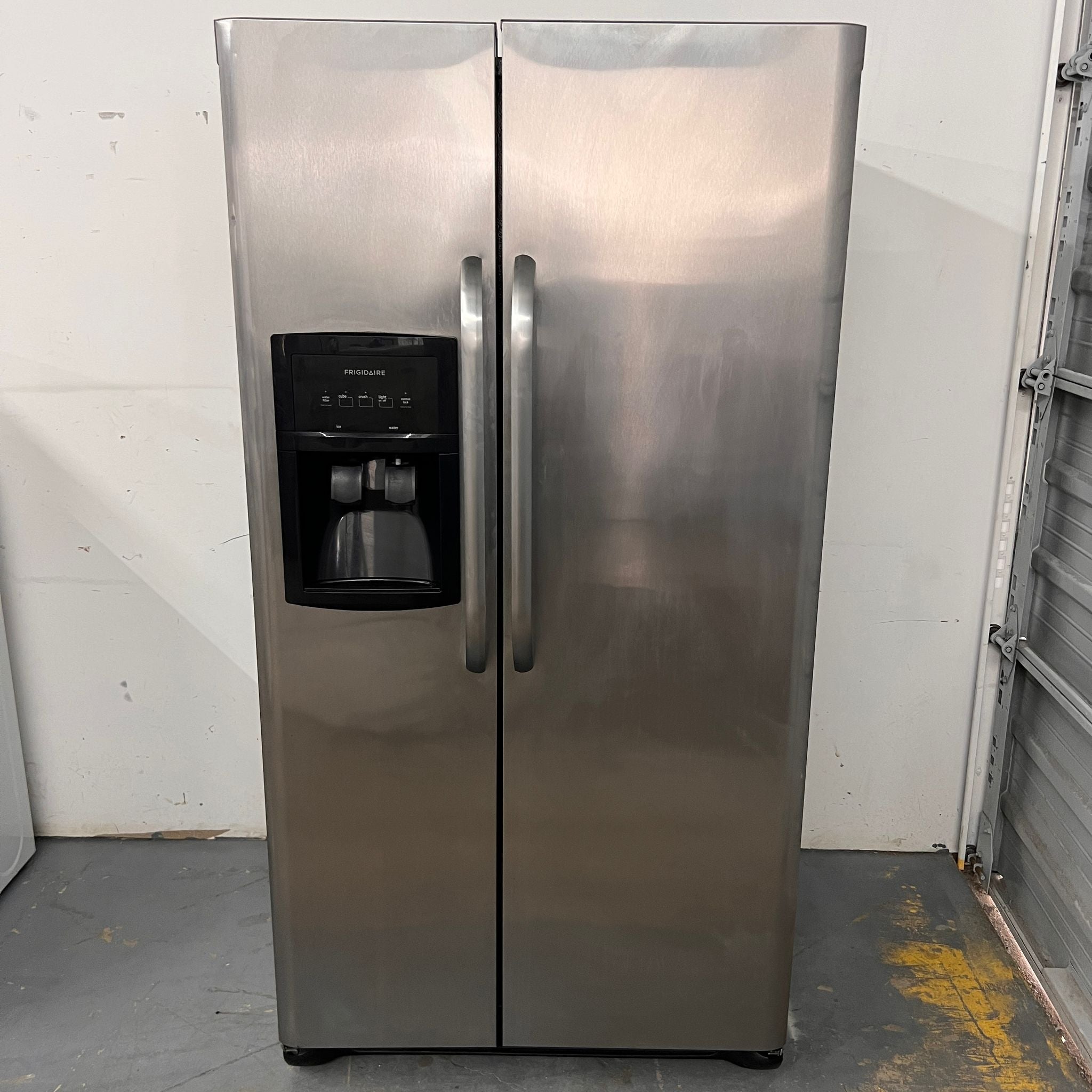 Frigidaire-Stainless-Steel-Refrigerator Frigidaire-Stainless-Steel-Refrigerator